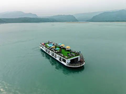 The ARK- A Tangua Houseboat Experience — Tanguar Haor হাউজবোট