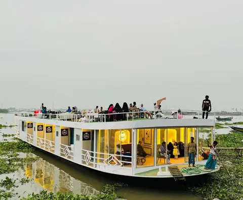 Musafir - The Phoenix Houseboat — Tanguar Haor হাউজবোট