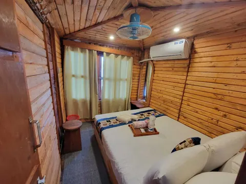 Fantasy-A Luxury House Boat — Tanguar Haor হাউজবোট