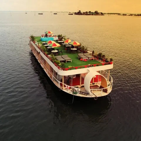 Water Inn - The Luxury AC Houseboat — Tanguar Haor হাউজবোট