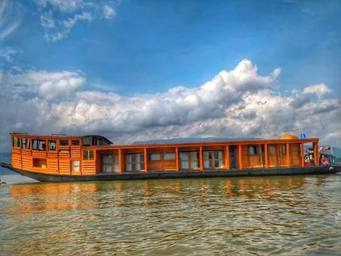 Rupkotha The Floating Paradise — Tanguar Haor হাউজবোট